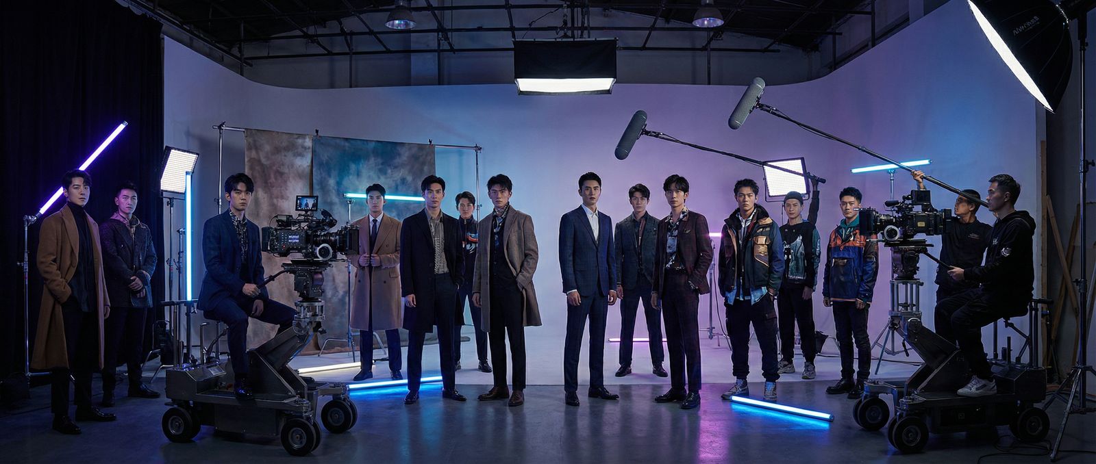 裸舞传媒影视制作团队